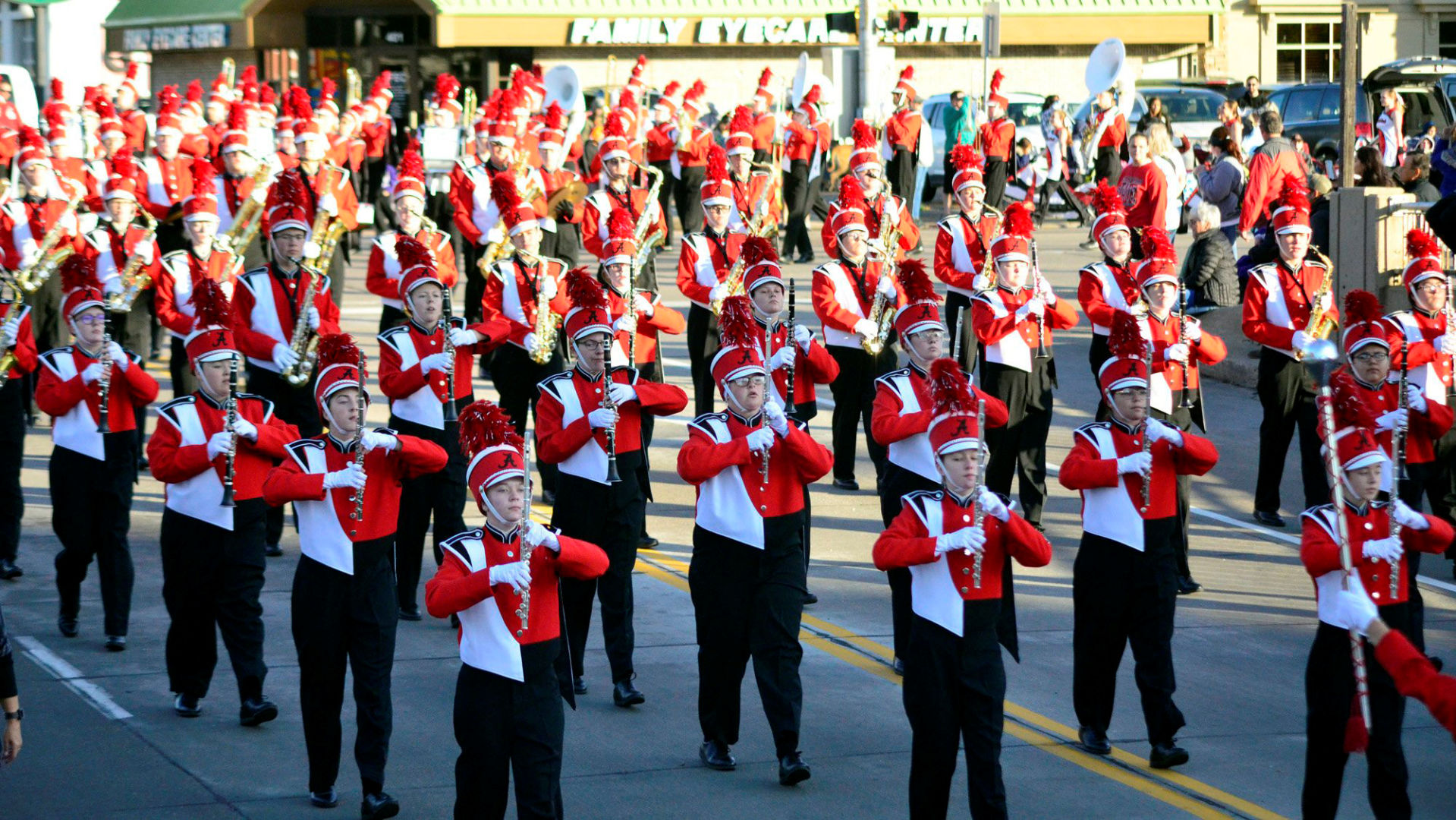 100619_HOHParade_008.JPG